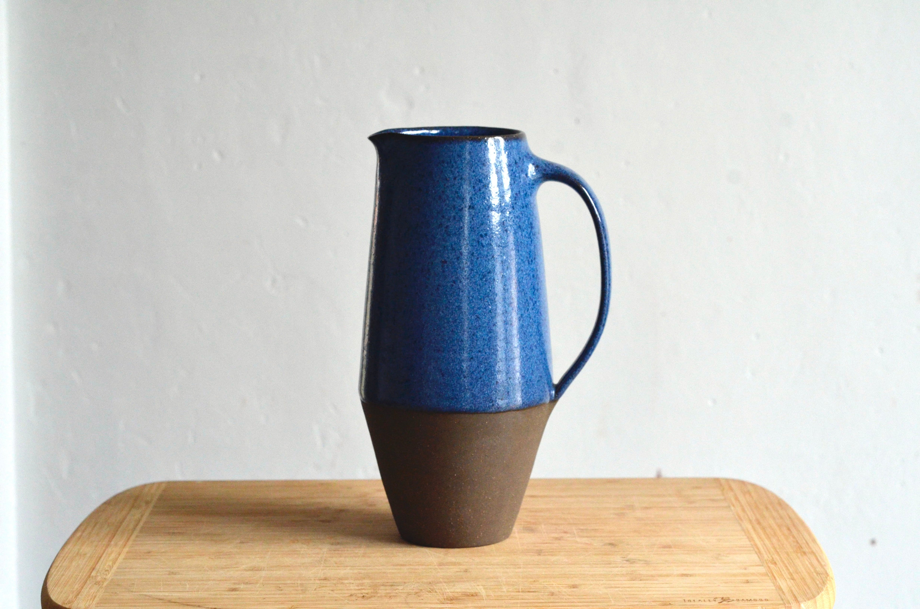 Pitchers and Pourers