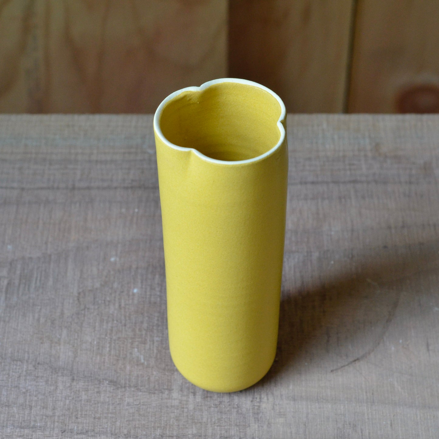 Vase - Claddagh - Yellow on white clay - 9x2"