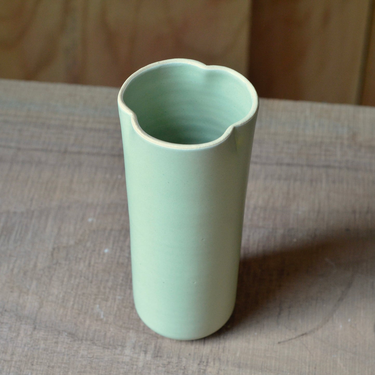 Vase - Claddagh - Mossy on white clay - 8x2"