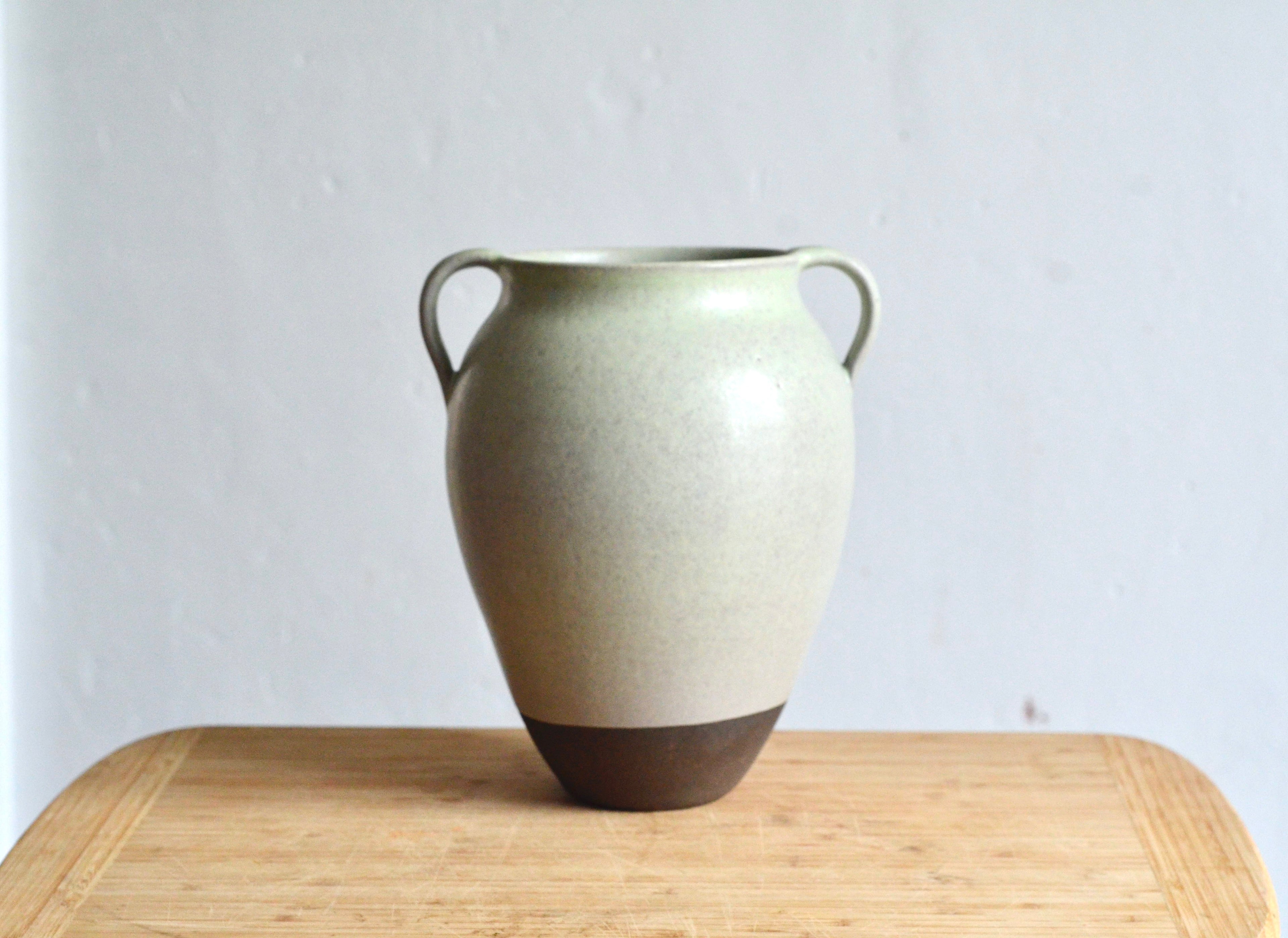Naxos Vase - Mossy - 11x8"
