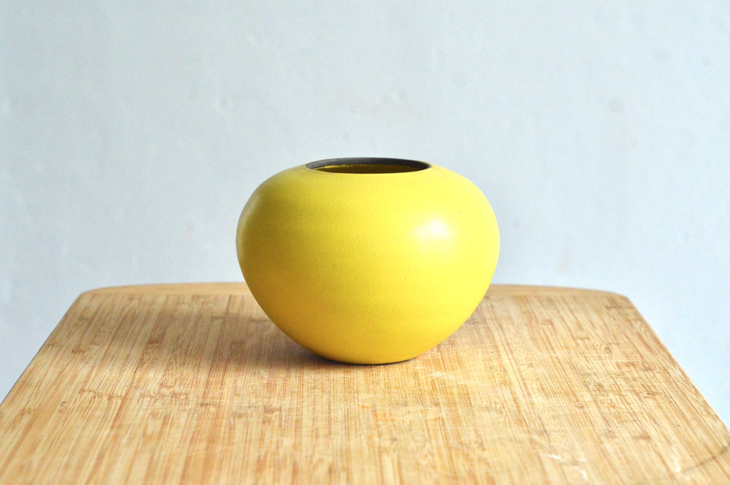 Graz Vase - Yellow - Round - 4x4"