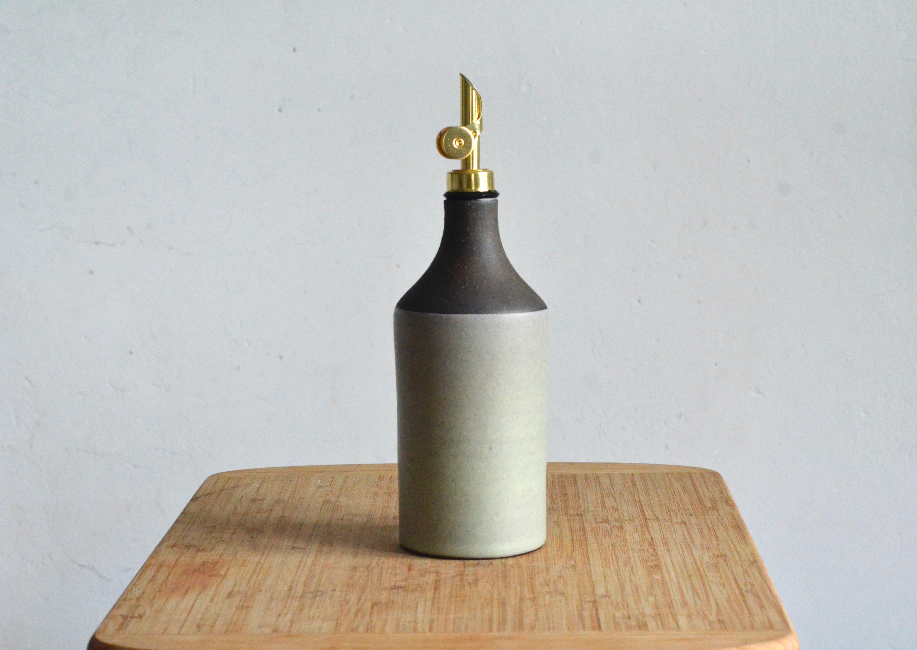Oil Cruet - Cordoba - 18 Ounces