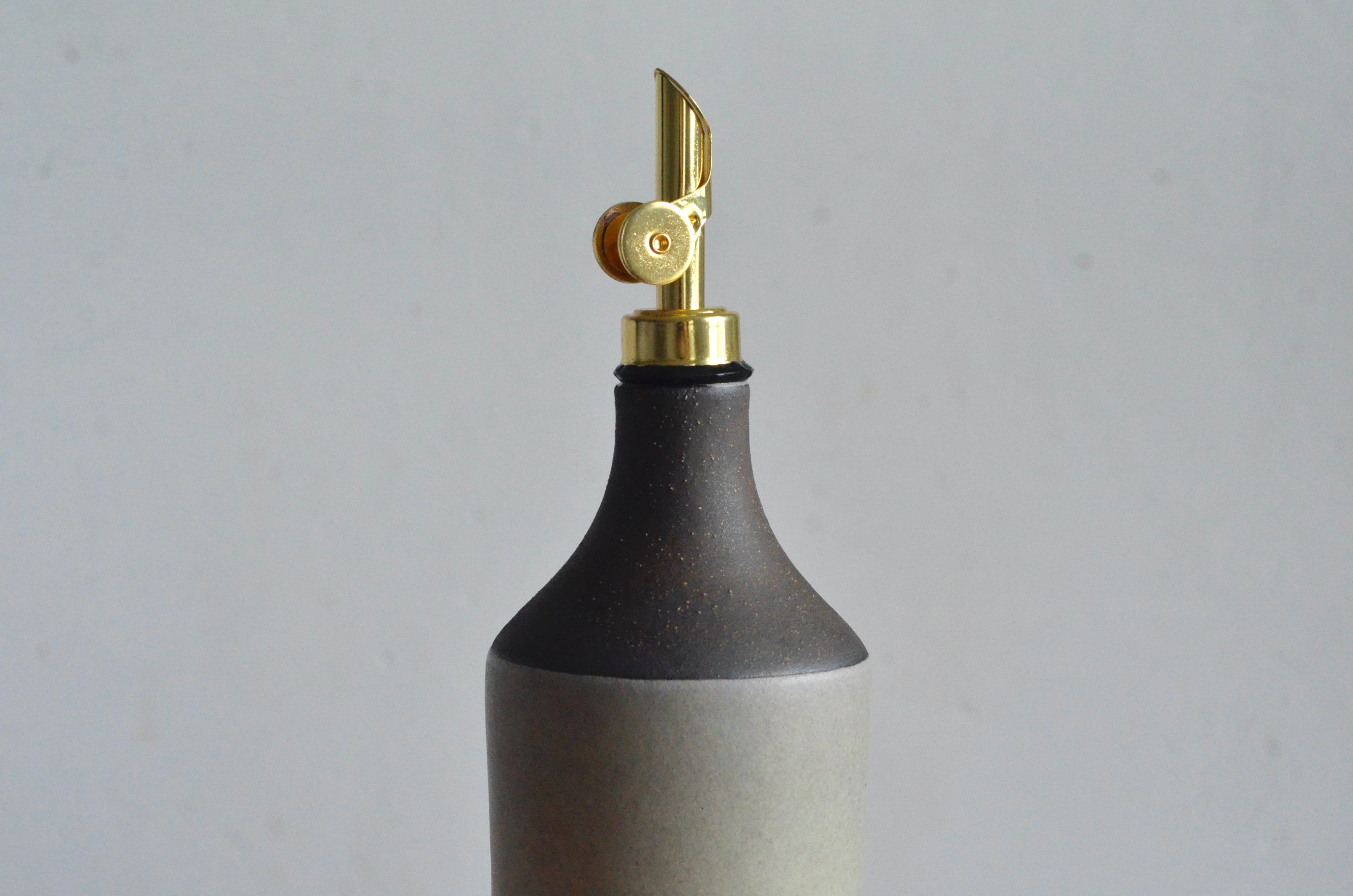 Oil Cruet - Cordoba - 18 Ounces